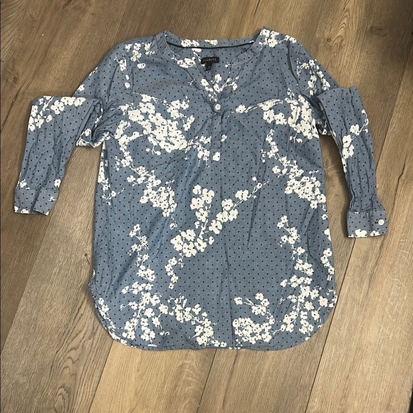 Talbots Women’s Blue Gray White Long Sleeve Relaxed Blouse Top Size XS - Picture 1 of 7
